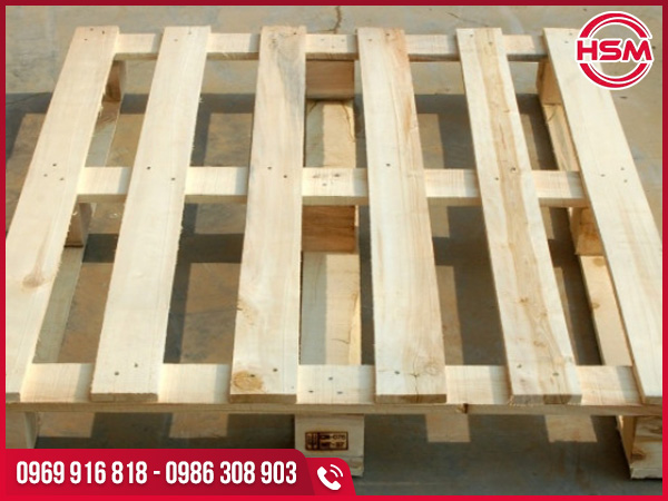 Pallet gỗ thông