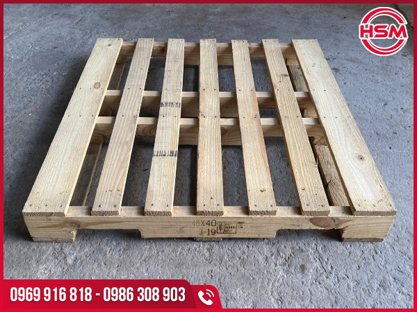 Pallet gỗ thông 4 hướng nâng